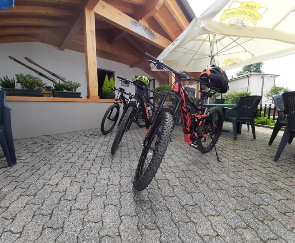 Albergo Canella Fuipiano Valle Imagna Exteriör bild